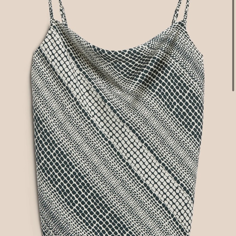 Banana Republic | Silky Cowl Camisole - Picture 7 of 8